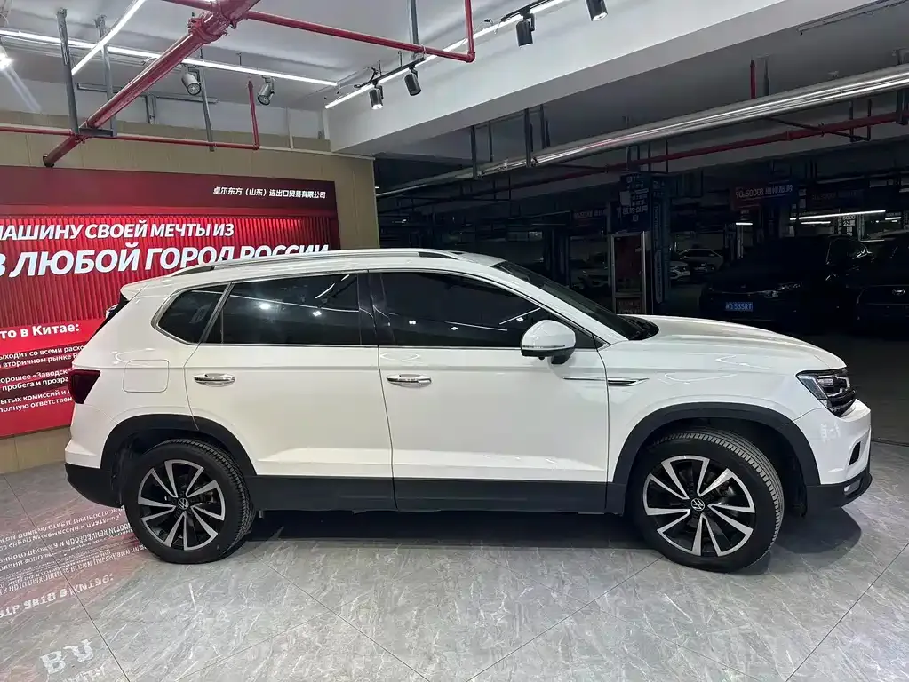 Volkswagen Tharu — фото 3