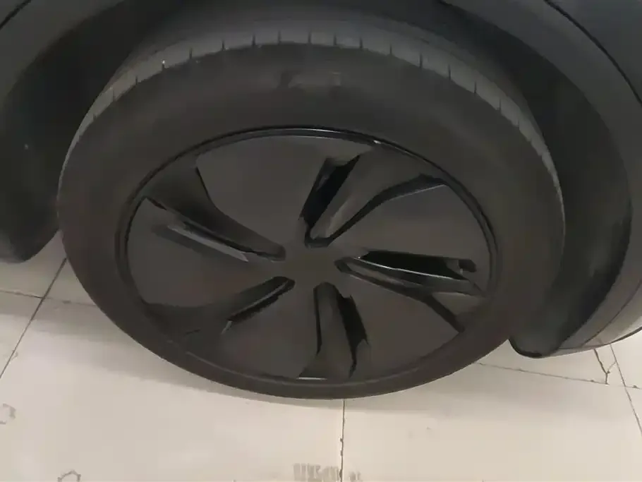 Tesla Model Y 2025 из CN, фото 7