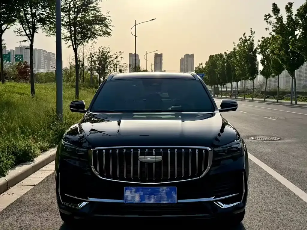 Geely Xingyue L — фото 1
