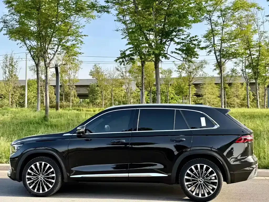Geely Xingyue L — фото 9