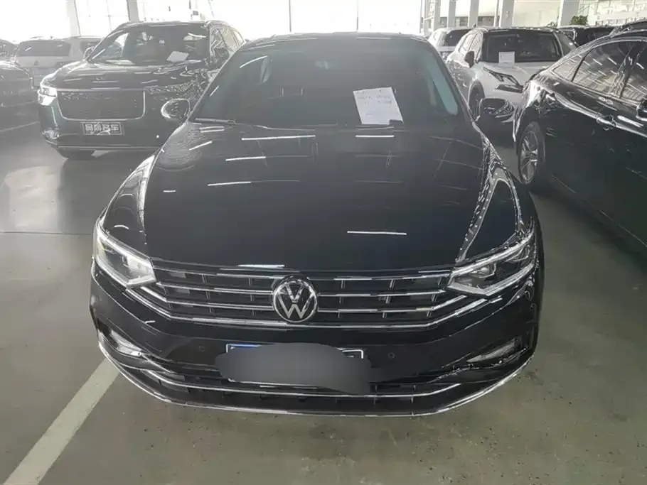 Volkswagen Passat — фото 6