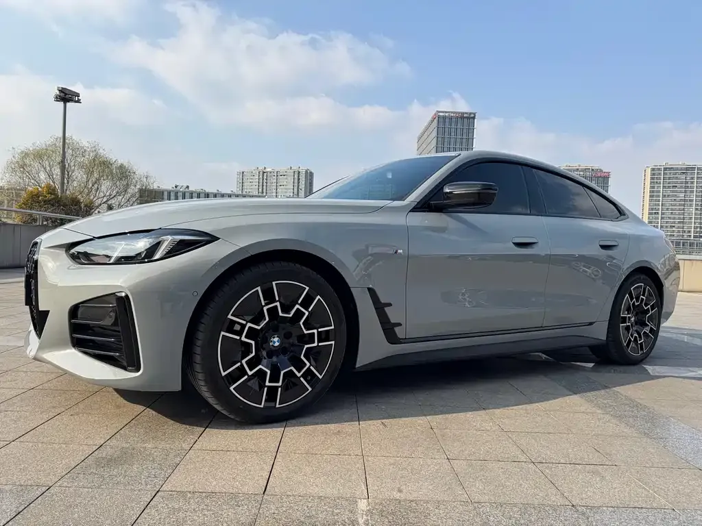 BMW 4 Series — фото 1