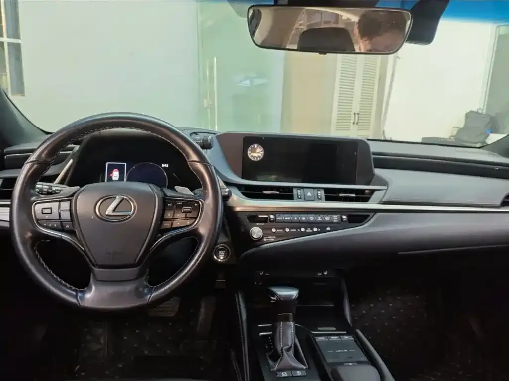 Lexus ES 2021 из CN, фото 3