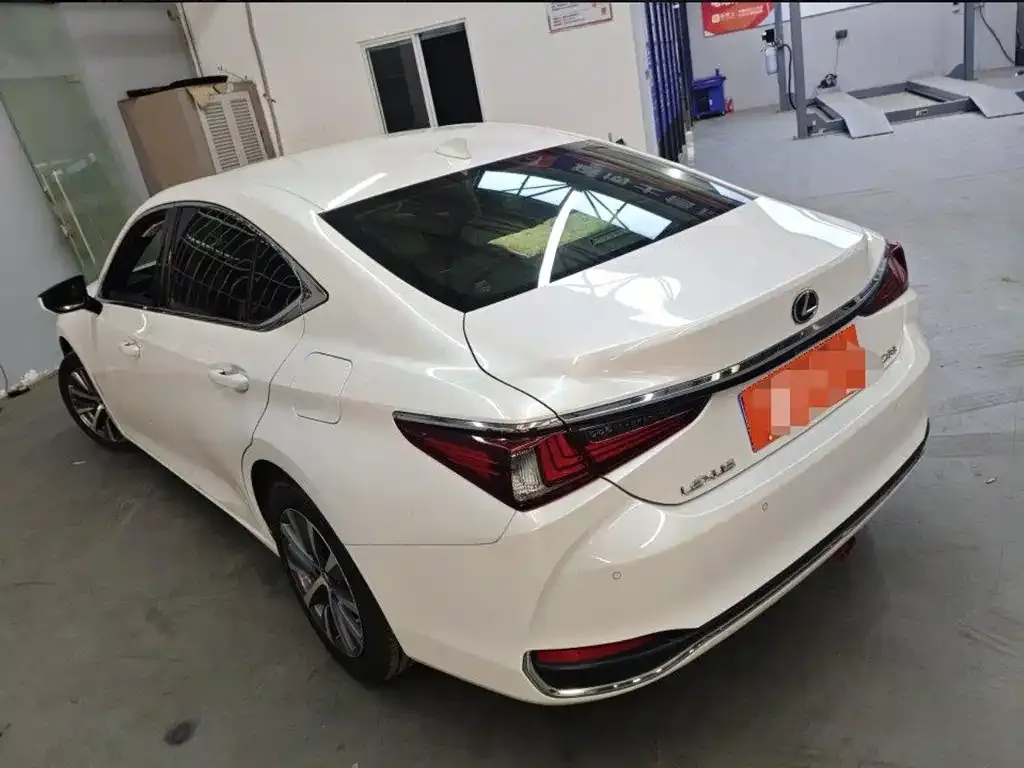 Lexus ES 2021 из CN, фото 9