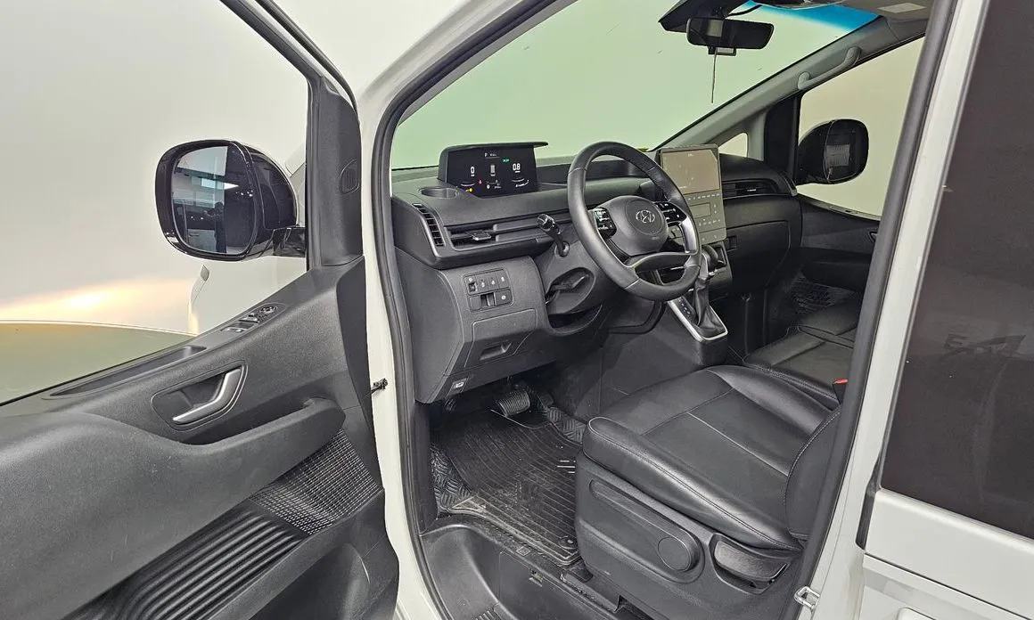 Hyundai Staria 2024 из KR, фото 8
