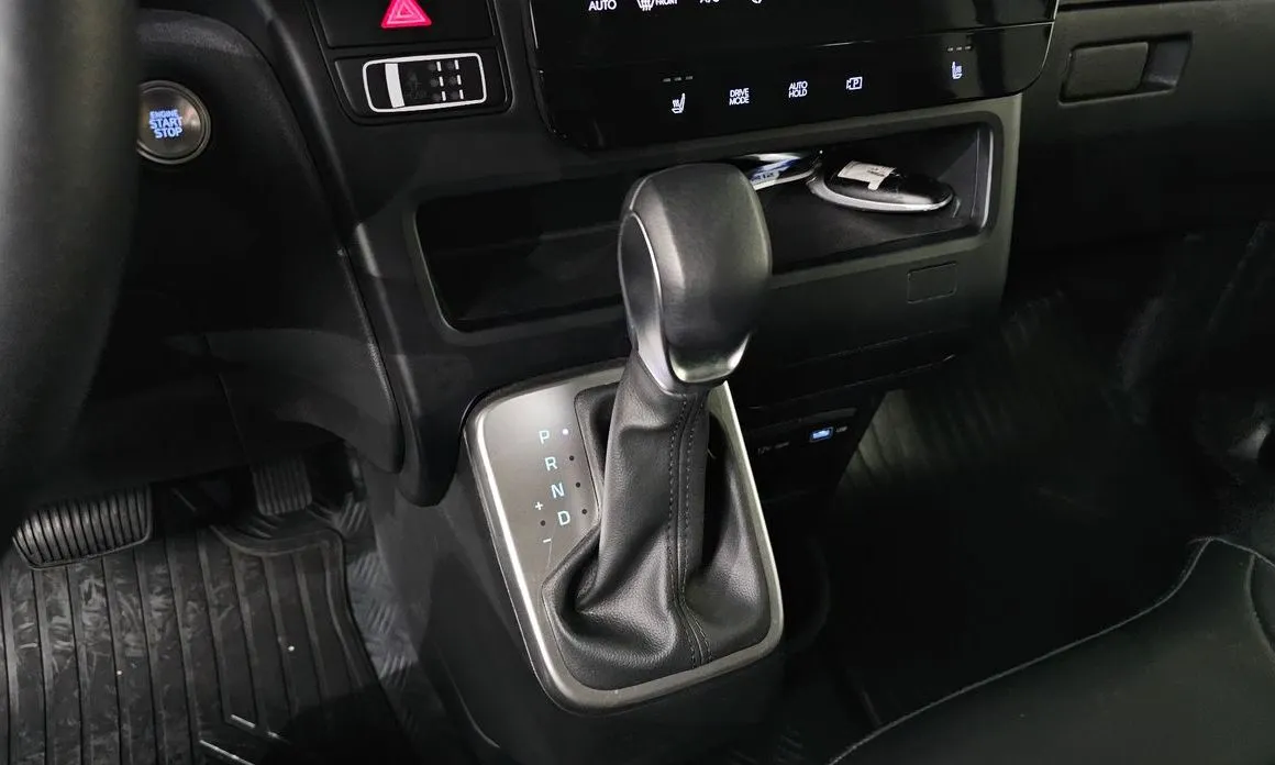Hyundai Staria 2024 из KR, фото 5