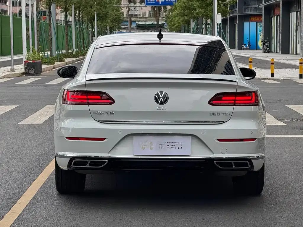 Volkswagen CC — фото 5