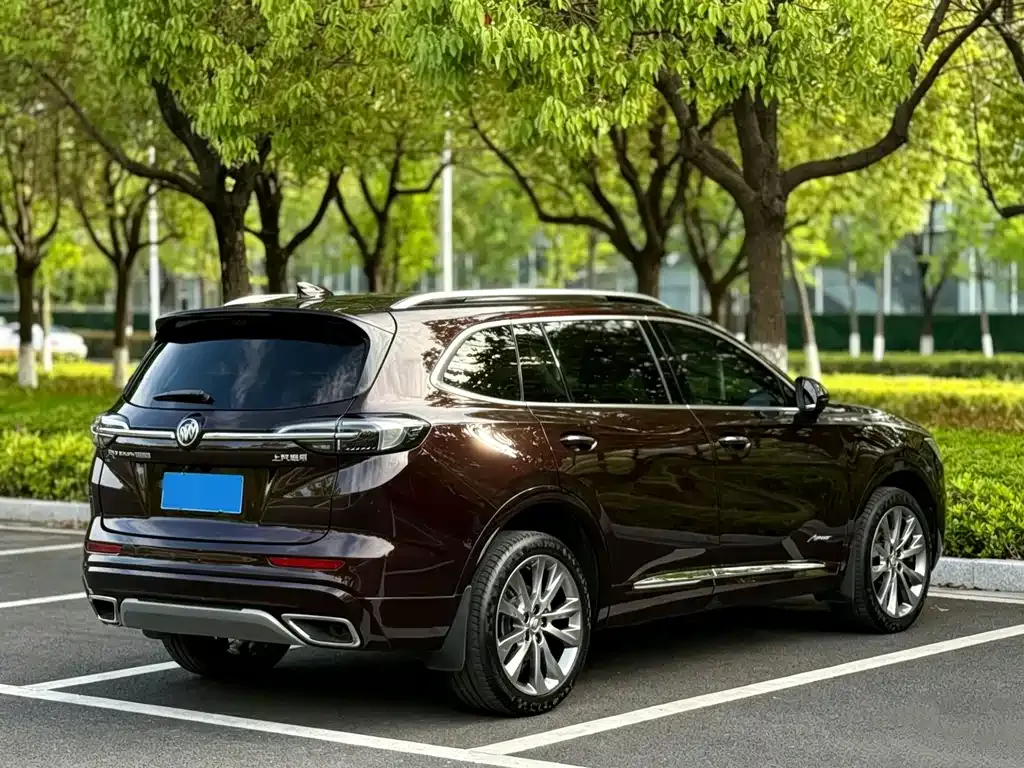 Buick Envision Plus — фото 7