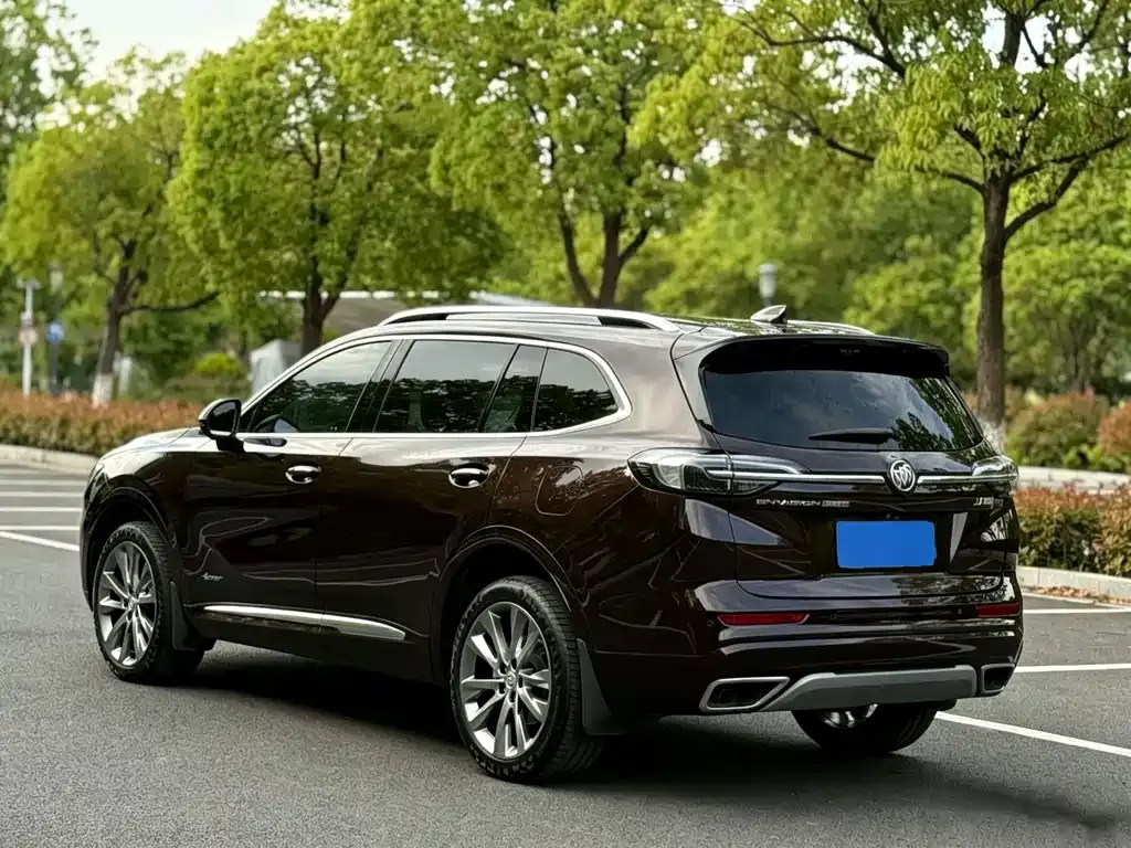 Buick Envision Plus — фото 5