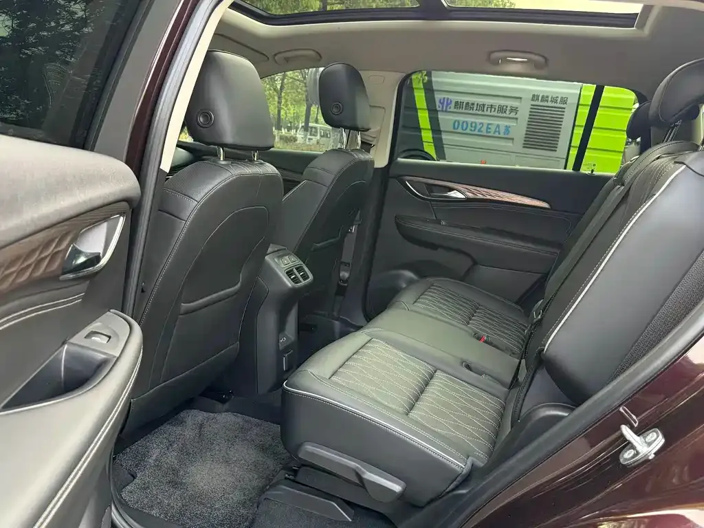 Buick Envision Plus — фото 6