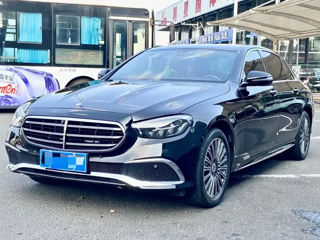 Mercedes-Benz E-Class 2023 из CN, фото 1