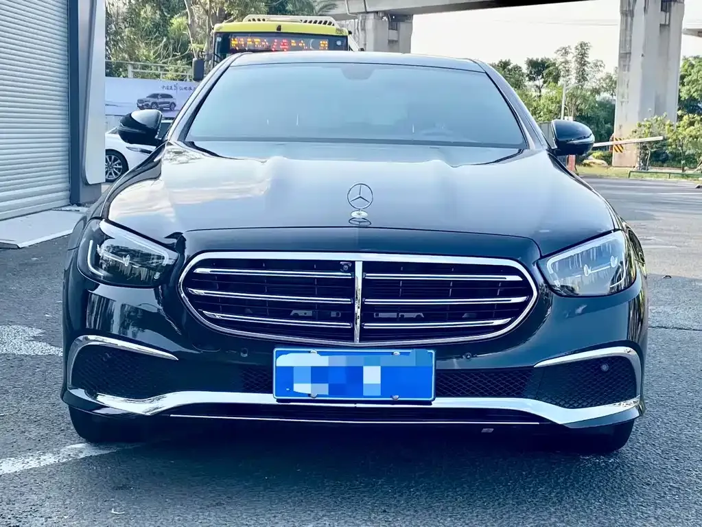 Mercedes-Benz E-Class 2023 из CN, фото 4
