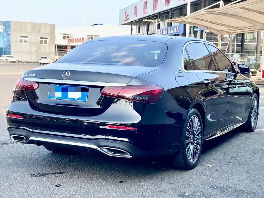 Mercedes-Benz E-Class 2023 из CN, фото 2