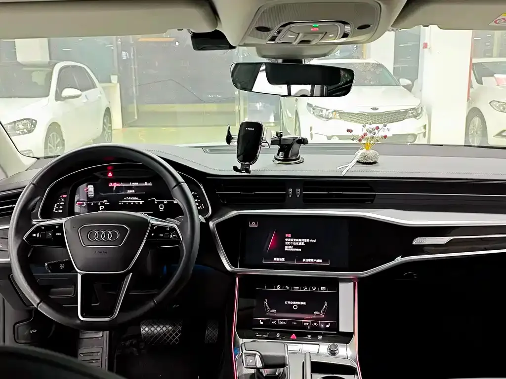 Audi A7 2023 из CN, фото 6