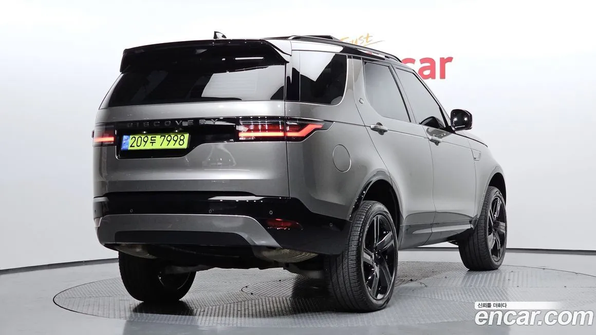 Land Rover Discovery 2025 из KR, фото 2