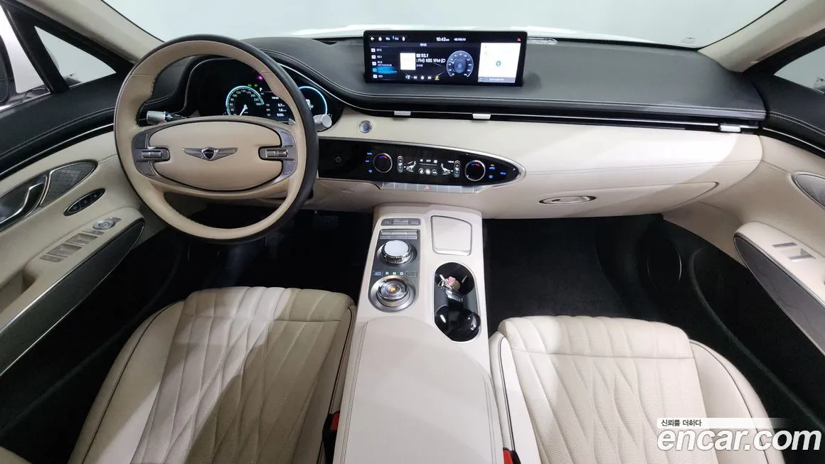 Genesis GV70 — фото 10