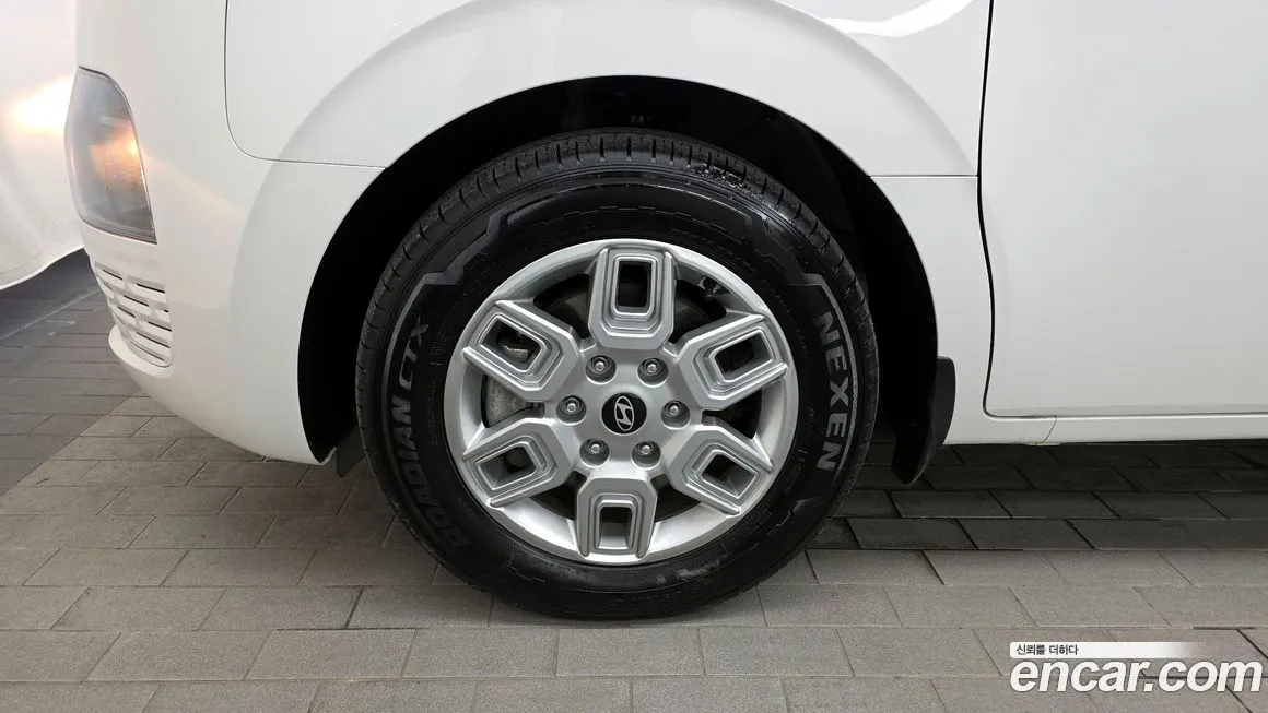 Hyundai Staria — фото 9