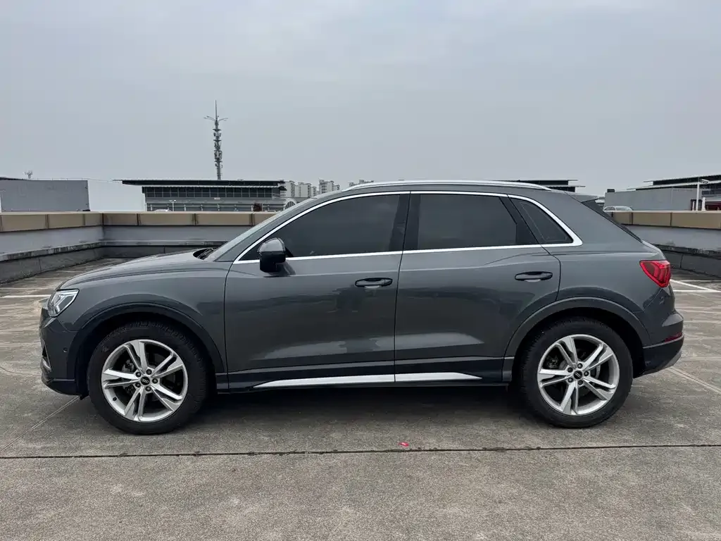 Audi Q3 — фото 3