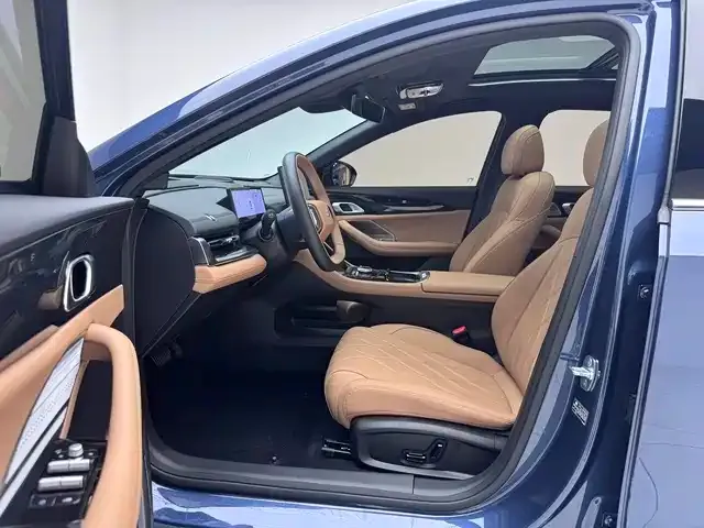 Geely Galaxy A7 — фото 9