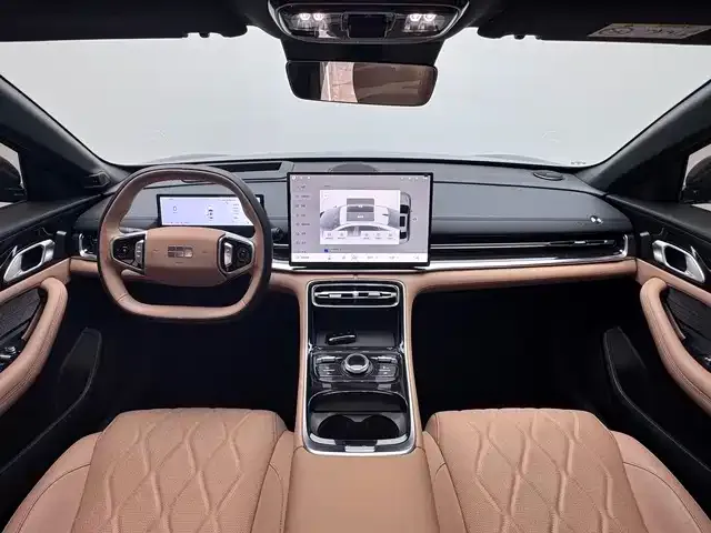 Geely Galaxy A7 — фото 4