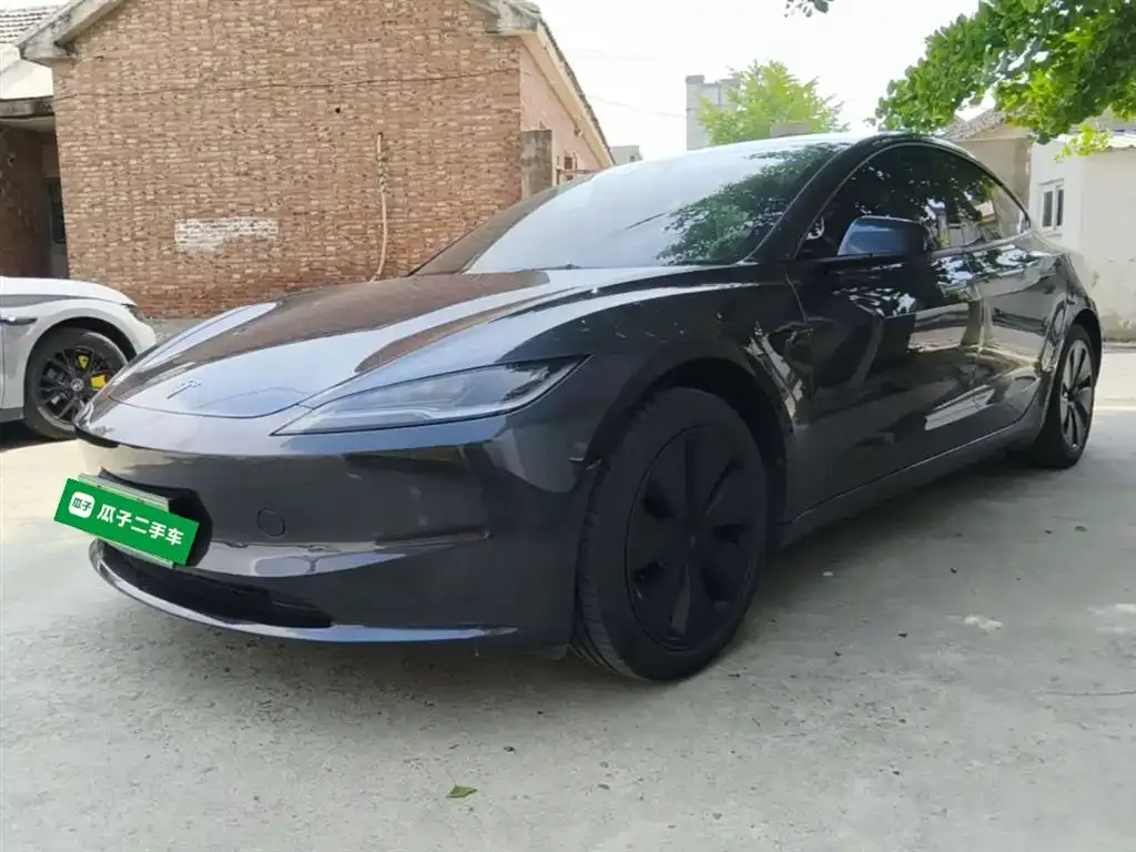 Tesla Model 3 — фото 5