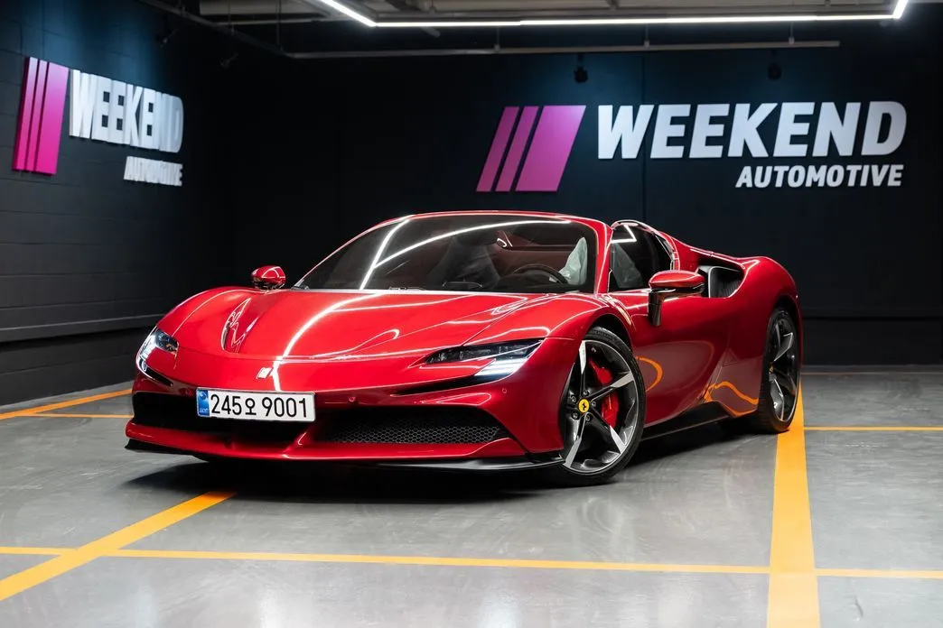 Ferrari SF90