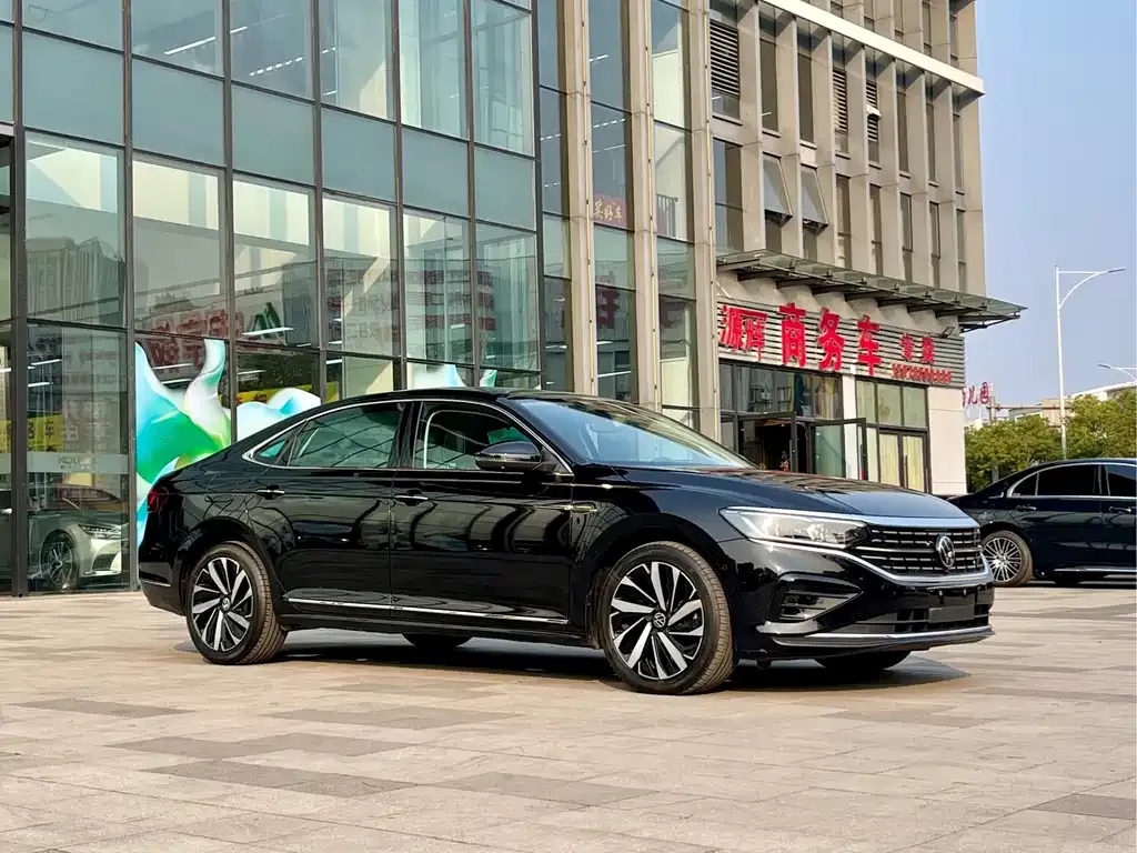 Volkswagen Passat 2024 из CN, фото 10