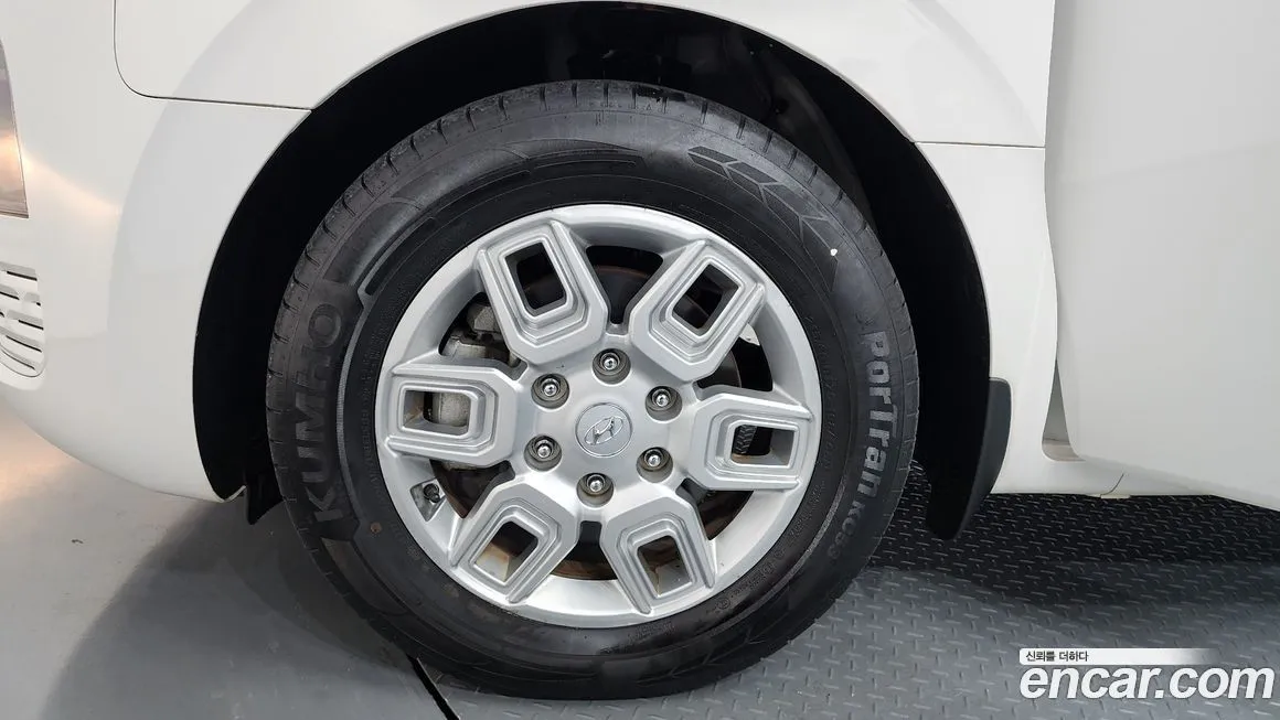 Hyundai Staria 2023 из KR, фото 5