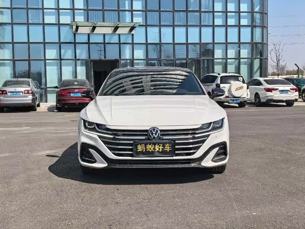 Volkswagen CC 2024 из CN, фото 6