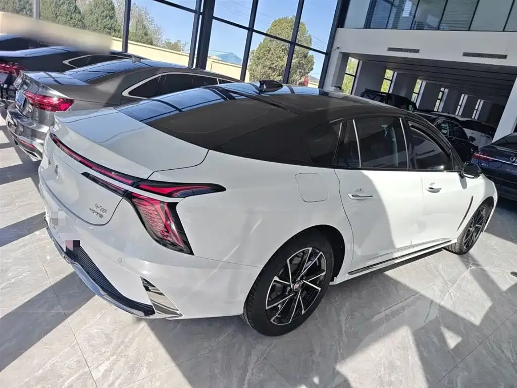 Hongqi H6 2025 из CN, фото 3