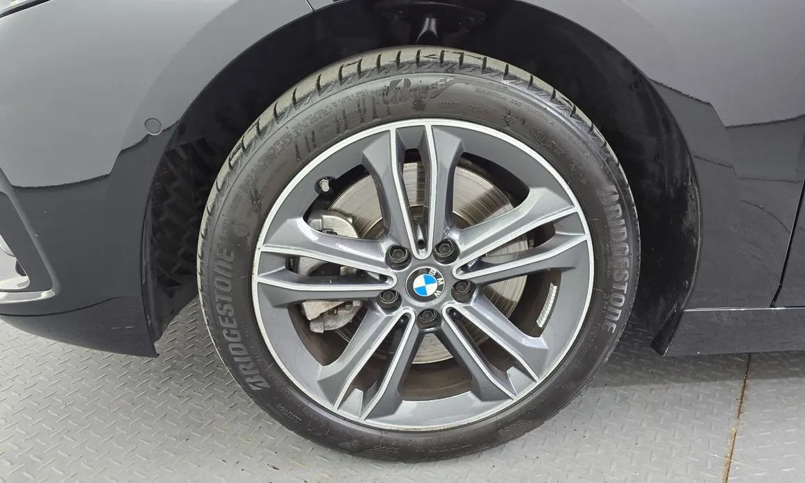 BMW 1-Series 2022 из KR, фото 2