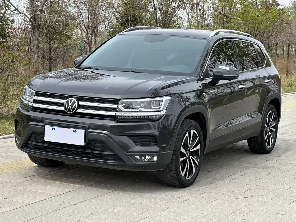 Volkswagen Tharu — фото 1