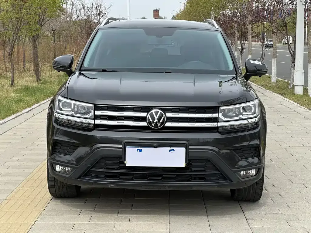 Volkswagen Tharu — фото 4