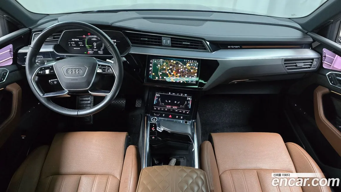 Audi e-tron 2021 из KR, фото 9