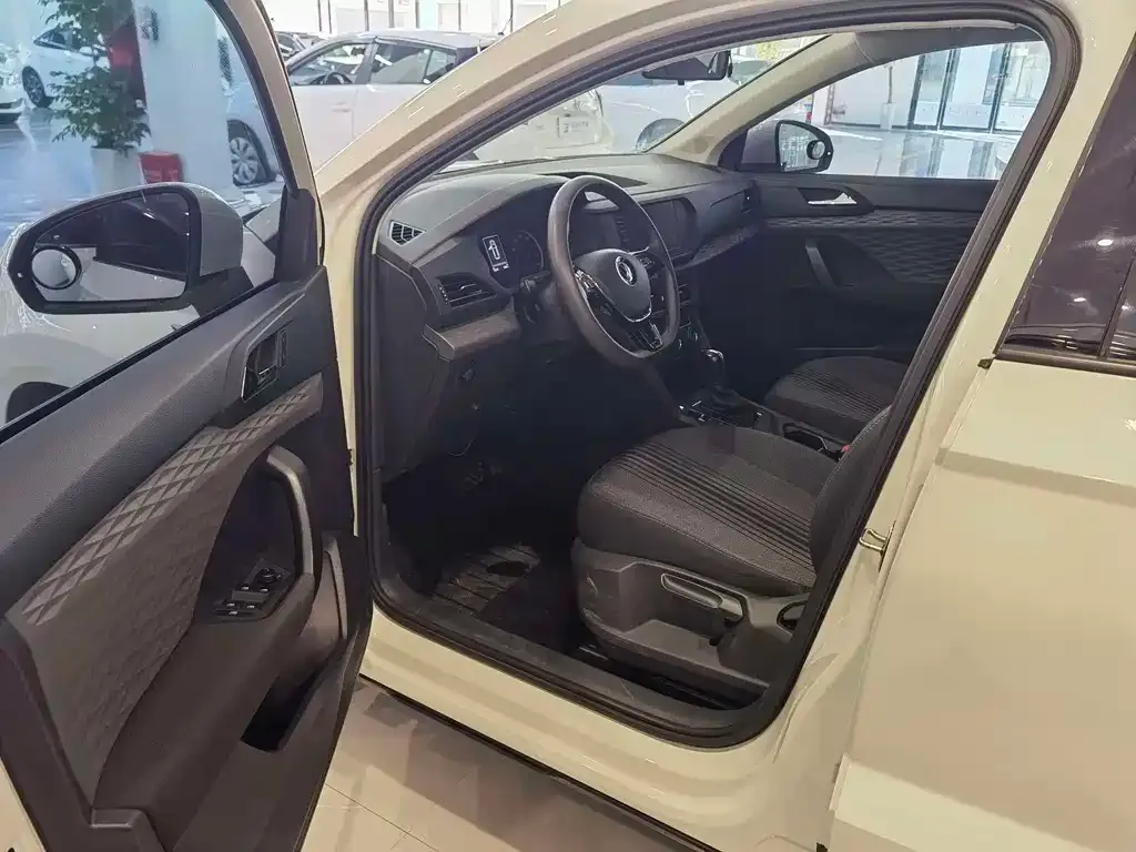 Volkswagen Tharu 2021 из CN, фото 9