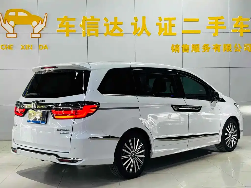 Honda Elysion 2023 из CN, фото 4