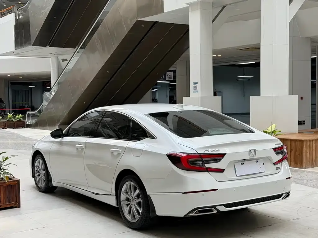 Honda Accord 2022 из CN, фото 5