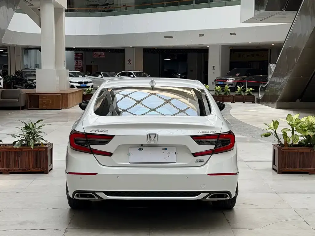 Honda Accord 2022 из CN, фото 9