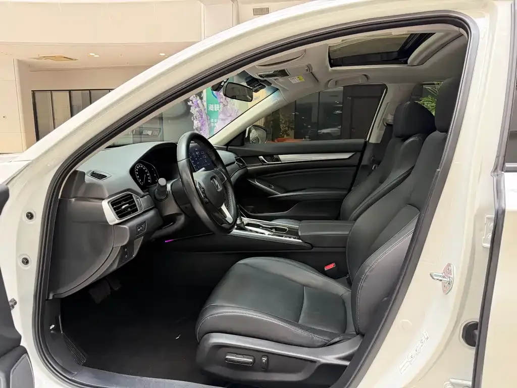 Honda Accord 2022 из CN, фото 7