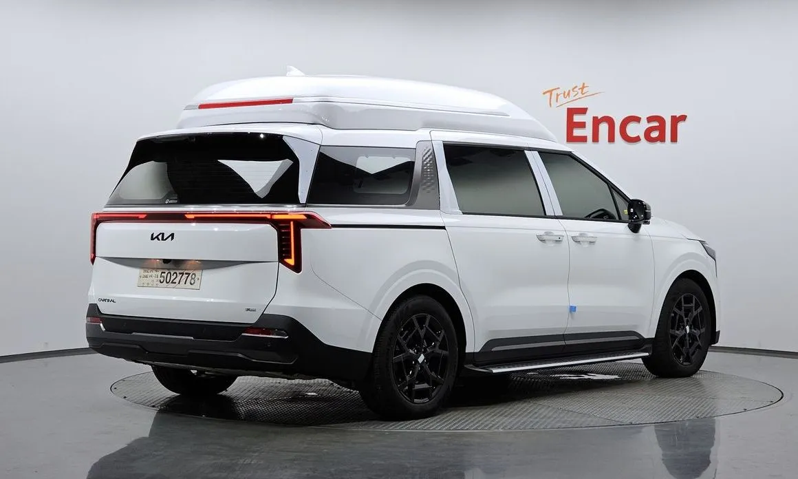 Kia Carnival — фото 10