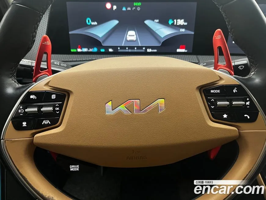 Kia EV6 — фото 10