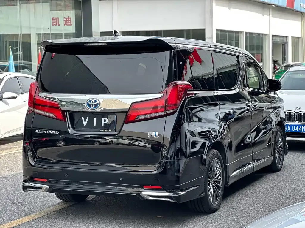 Toyota Vellfire 2021 из CN, фото 10