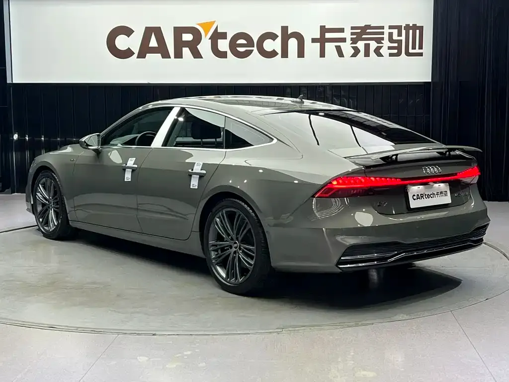 Audi A7 — фото 5