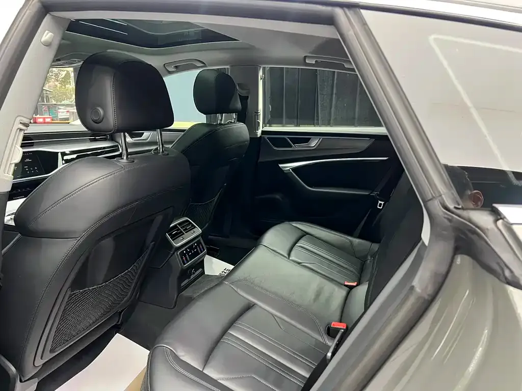 Audi A7 — фото 8
