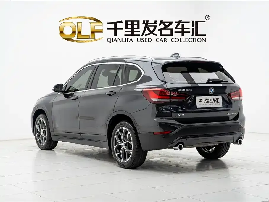 BMW X1 — фото 10