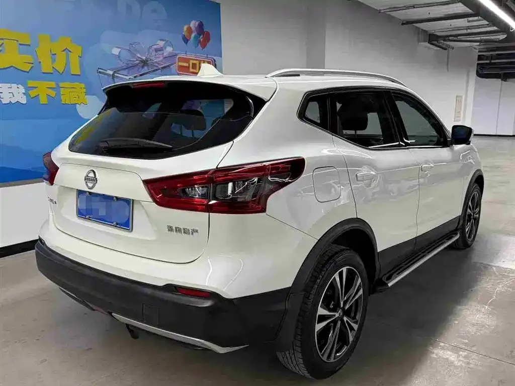 Nissan Qashqai — фото 10