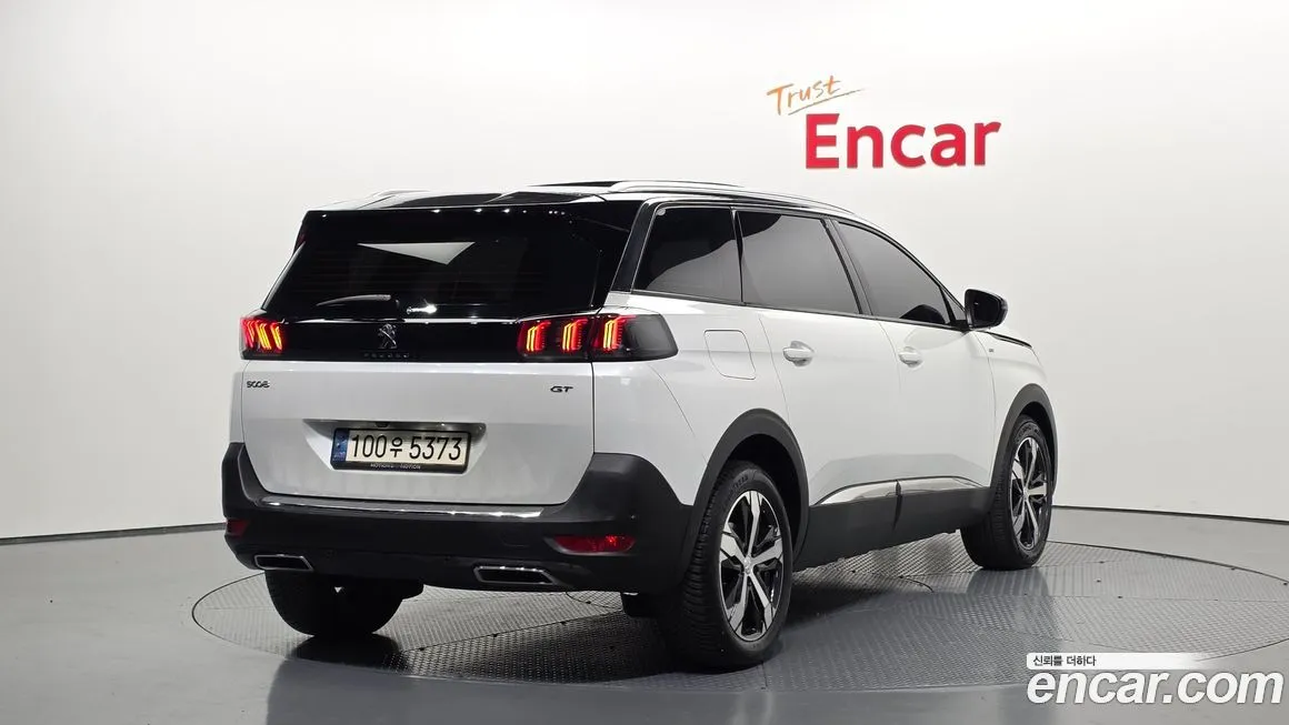 Peugeot 5008 2022 из KR, фото 4