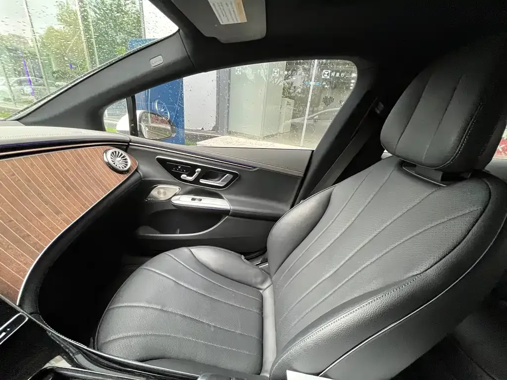 Mercedes-Benz EQE 2023 из CN, фото 7