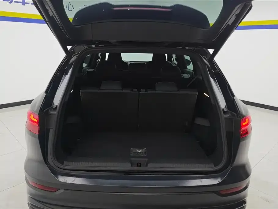 Audi Q5 e-tron 2024 из CN, фото 4