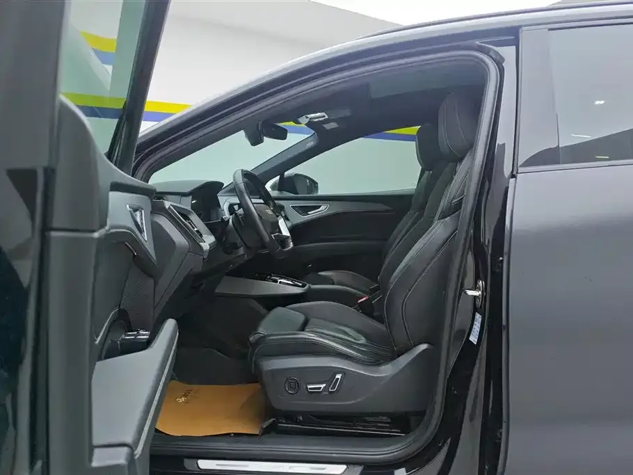 Audi Q5 e-tron 2024 из CN, фото 7